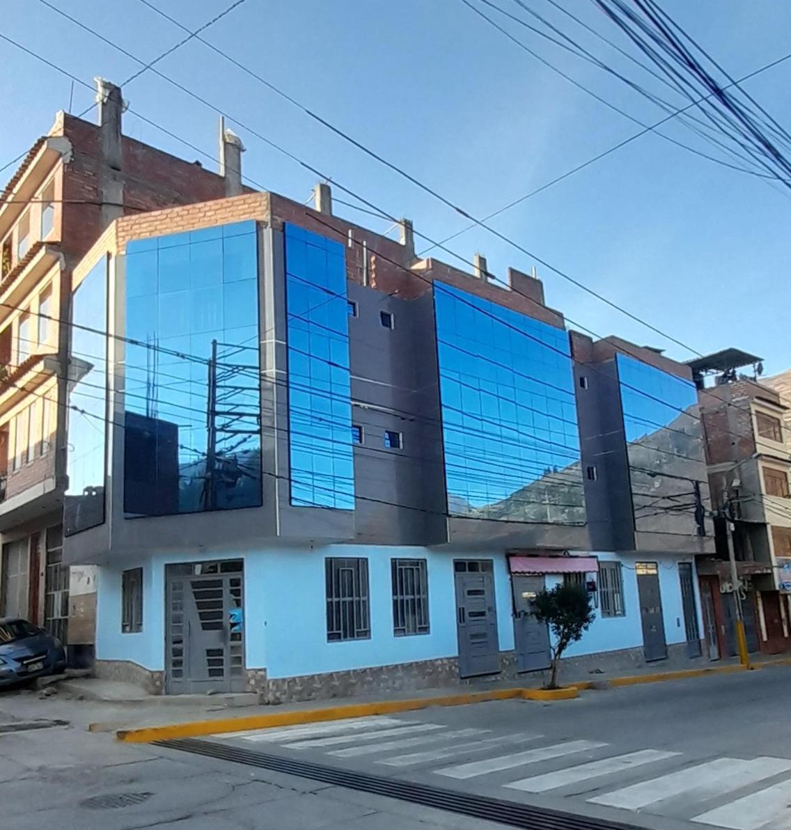 Hostal Pura Casta Hotel Carhuaz Exterior photo